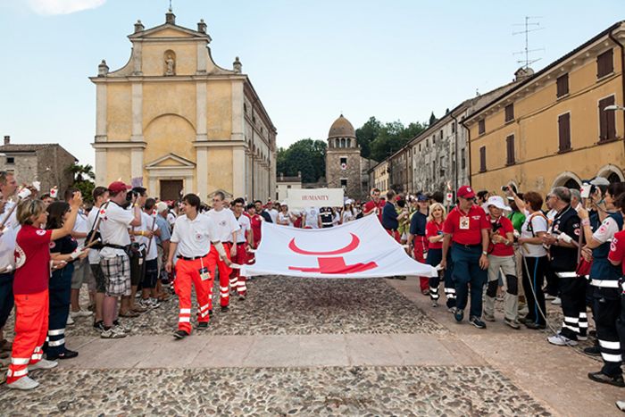 Fiaccolata, Quelle:https://www.drk.de/das-drk/fiaccolata2022/